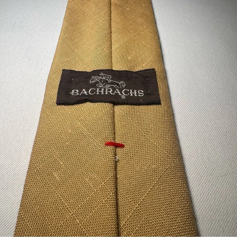 Bachrach Vintage Classic Gold Men's Tie polyester/linen blend retro, preppy